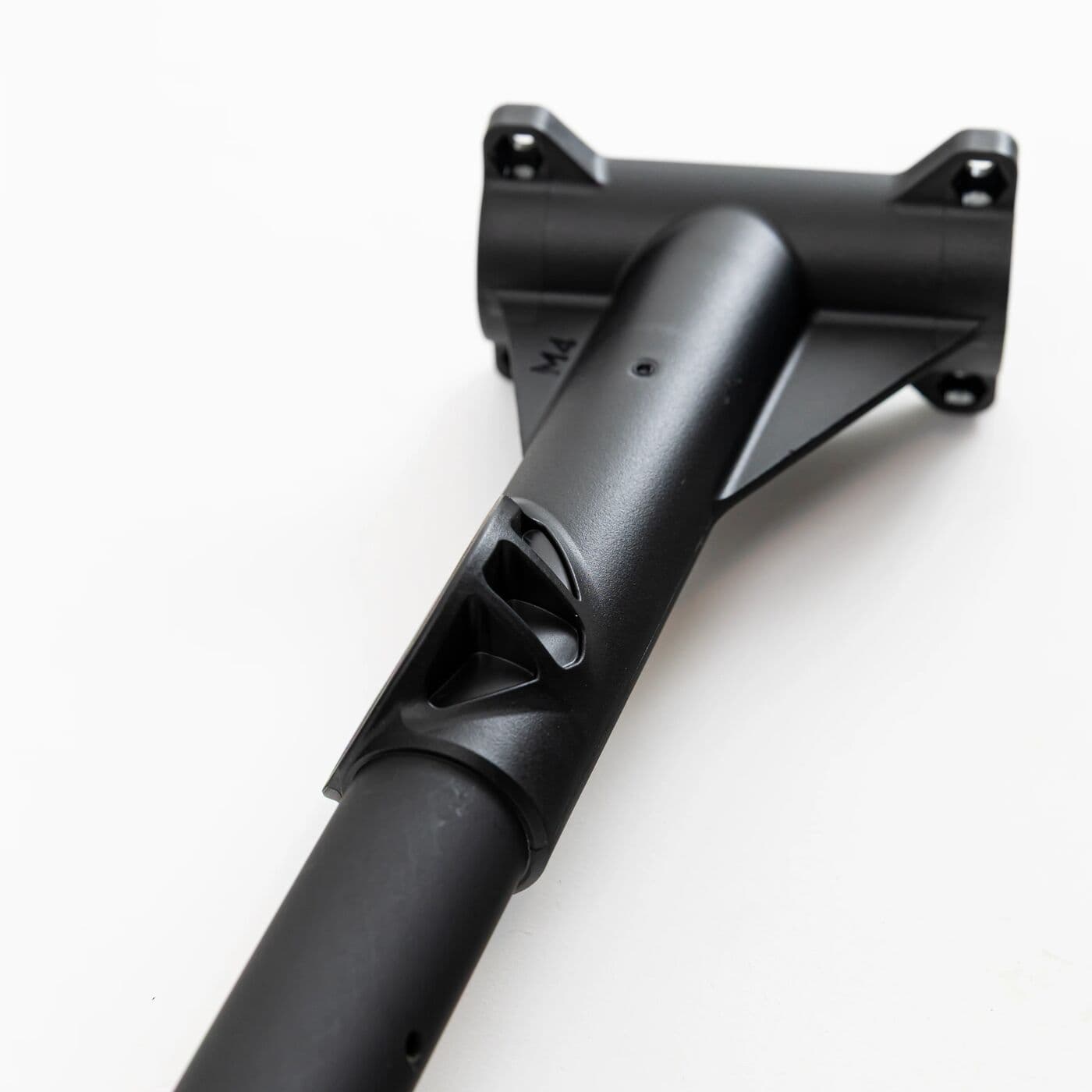 Landing Gear Crossbeam - Rear, Spreading (T100) YC.JG.ZS007106 view 3